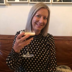 Meet your Posher, Debbie